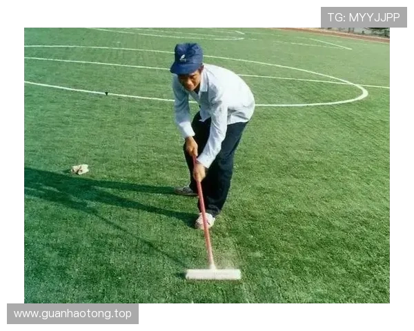 霍夫曼直言药厂惨败难以接受称合练时间短且场地问题影响发挥 霍夫曼直言药厂惨败难以接受称合练时间短且场地问题影响发挥